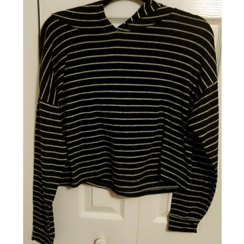 Women's Pullover Hoodie with Stripes by Charlotte Russe GUC Size L Fits Like M